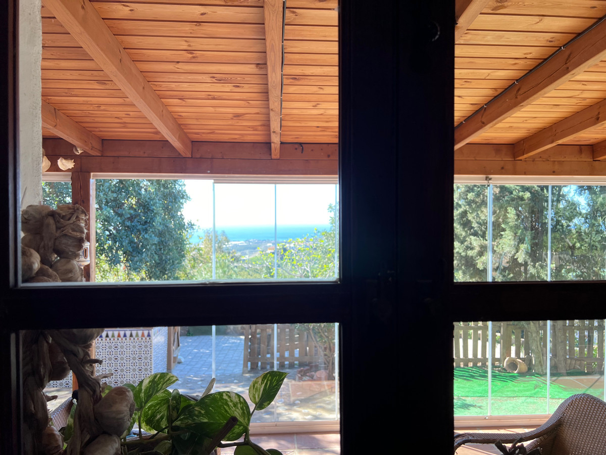 Detached Villa te koop in Almayate | 3 slaapkamers H5042497