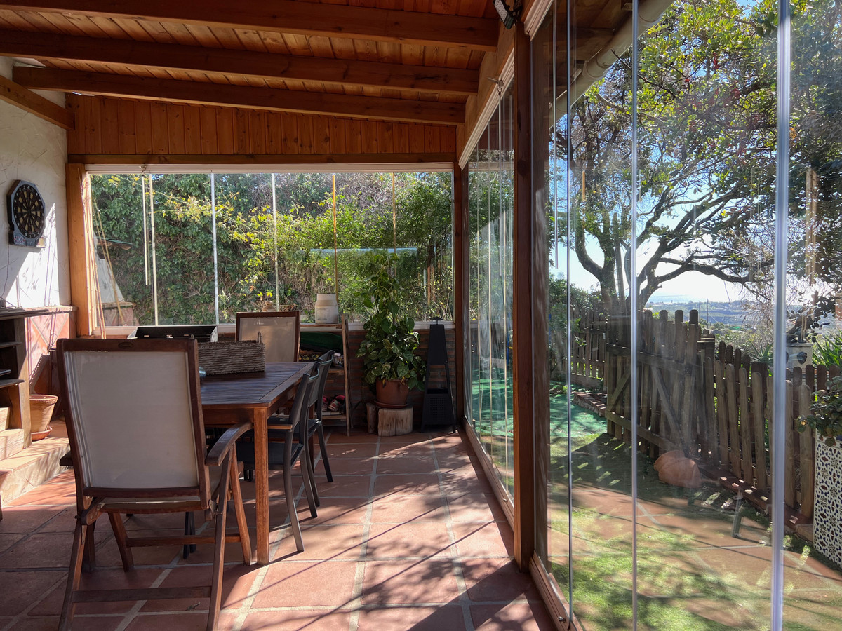 Detached Villa te koop in Almayate | 3 slaapkamers H5042497