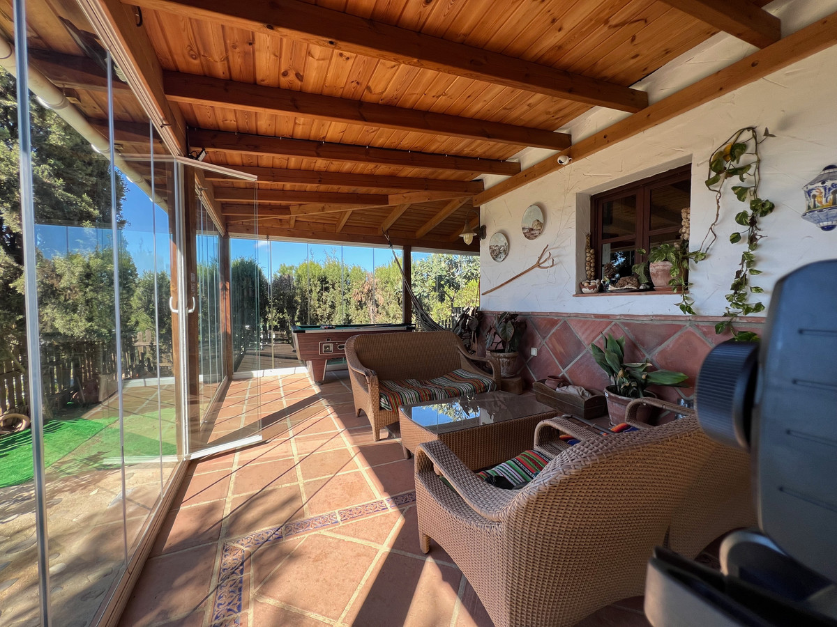 Detached Villa te koop in Almayate | 3 slaapkamers H5042497