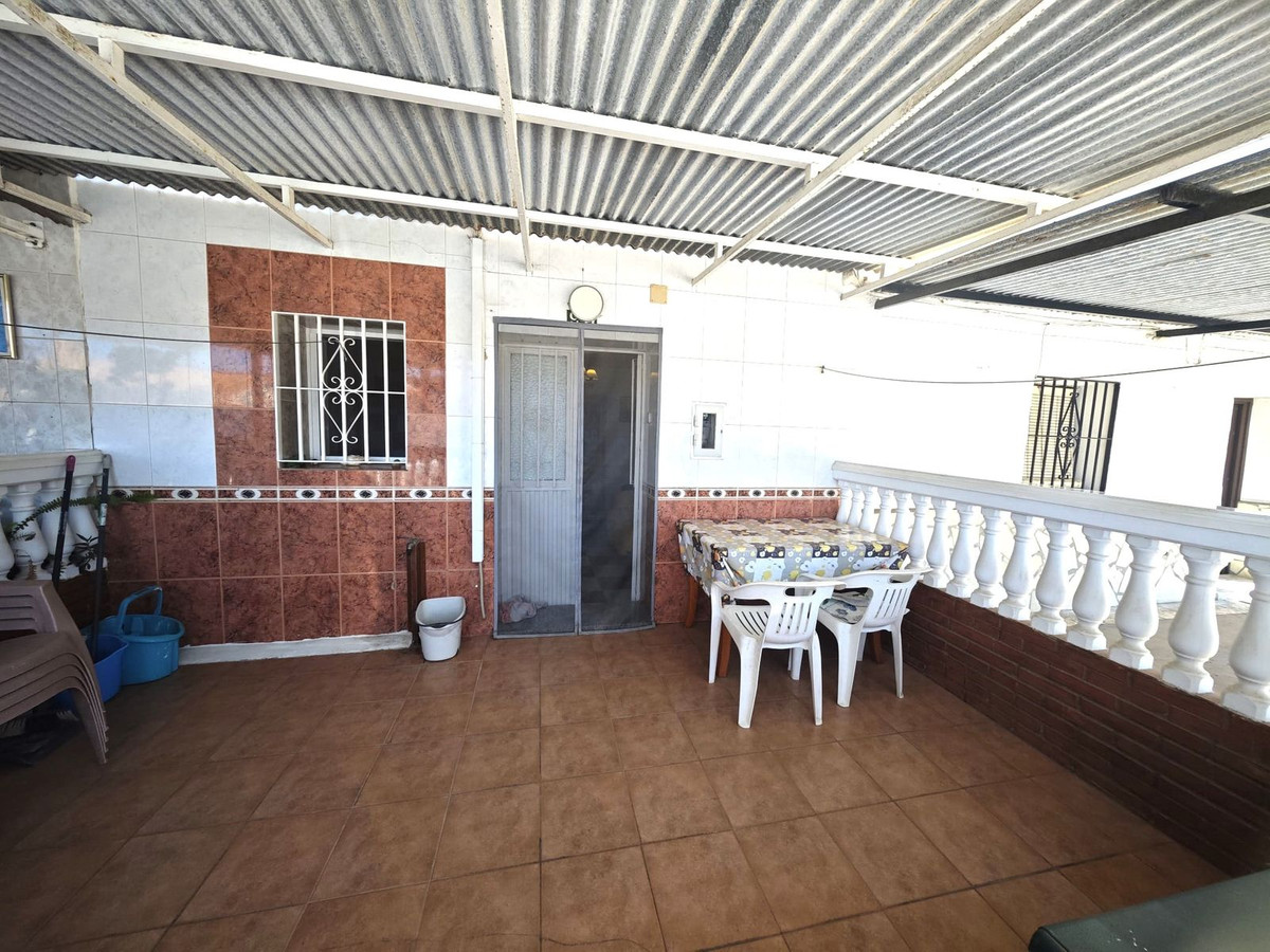 Huis te koop in Almayate | 3 slaapkamers H5122801
