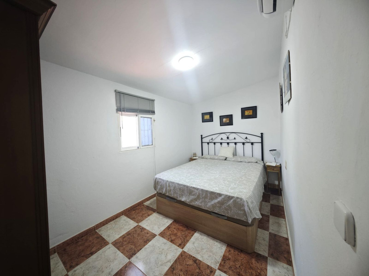 Huis te koop in Almayate | 3 slaapkamers H5122801