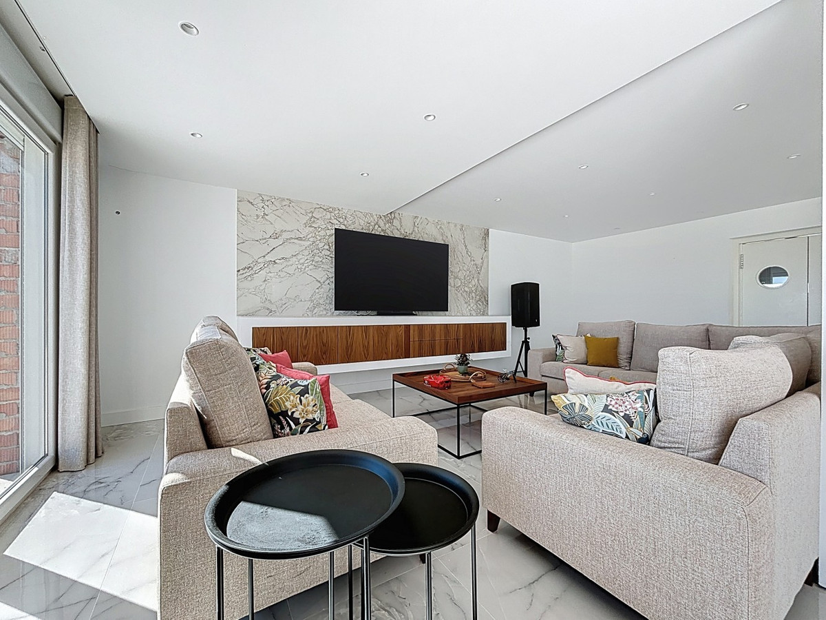 Huis te koop in Almayate | 5 slaapkamers H5155321