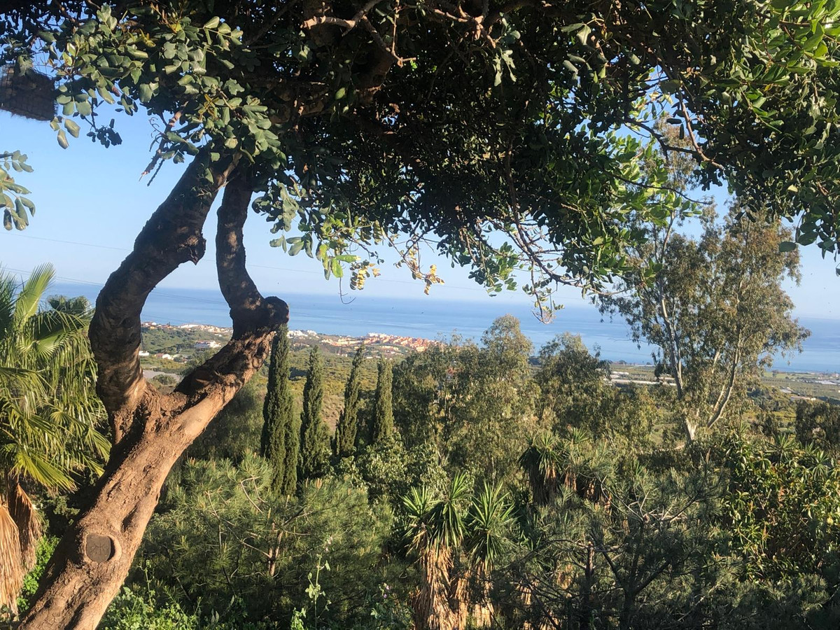 Huis te koop in Almayate | 3 slaapkamers H5227972