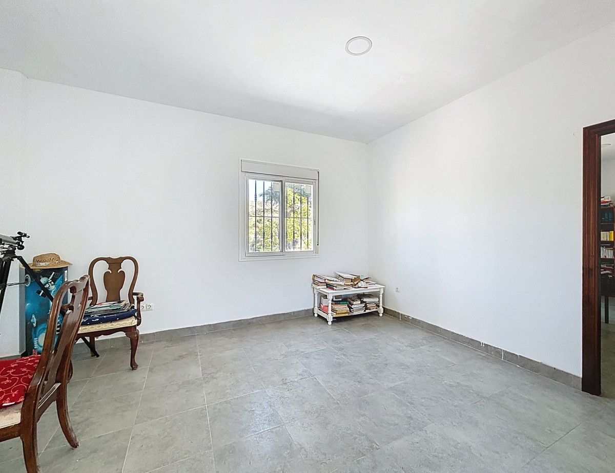 Appartement te koop in Almayate Alto | 3 slaapkamers H5113795