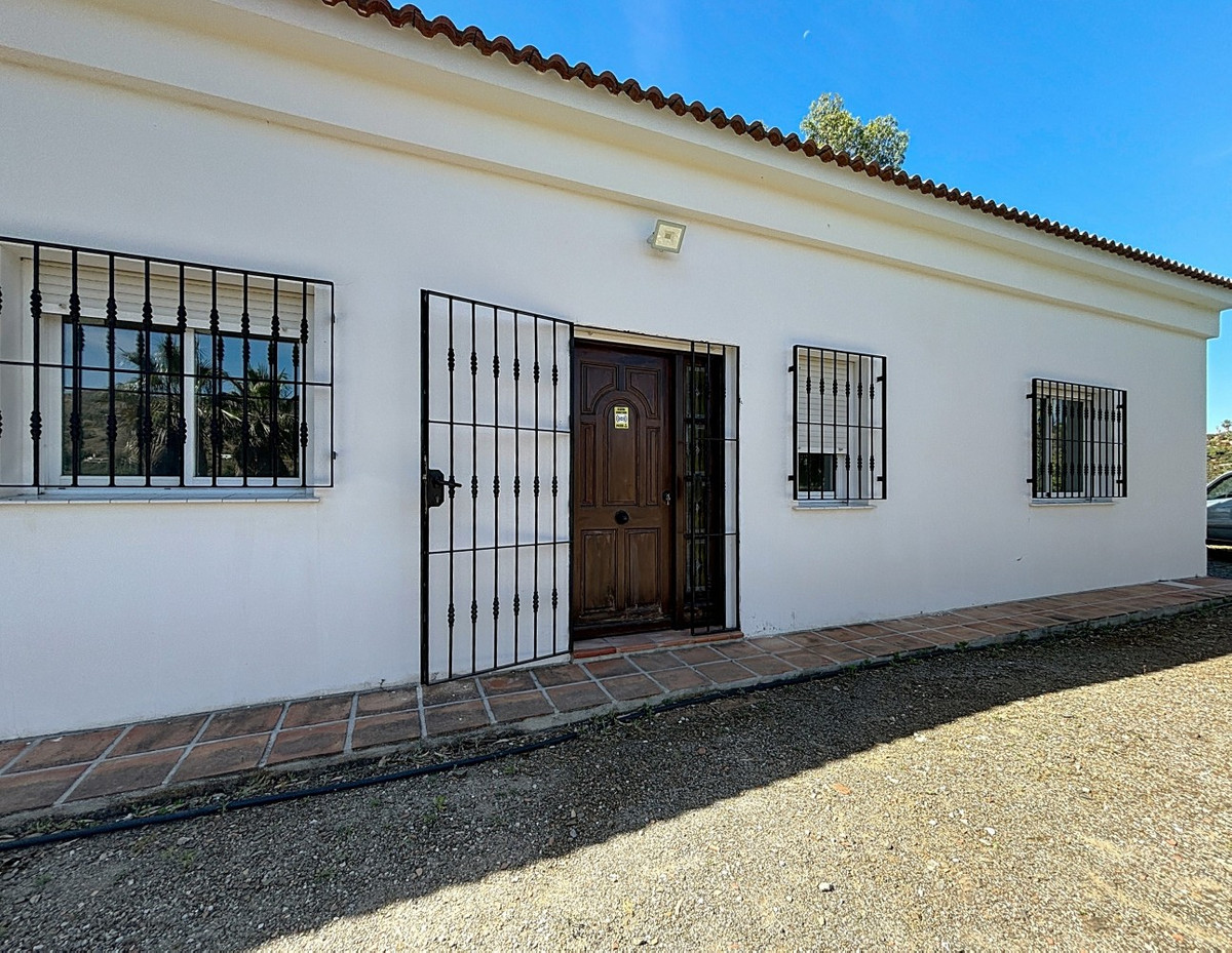 Appartement te koop in Almayate Alto | 3 slaapkamers H5113795