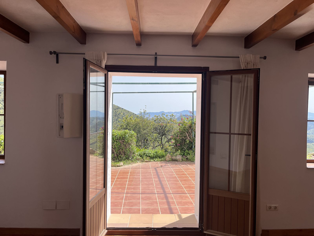 Finca - Cortijo in Almogía-14