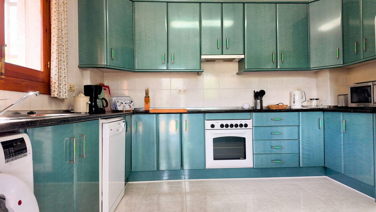 Detached Villa te koop in Almogía | 2 slaapkamers H5026105