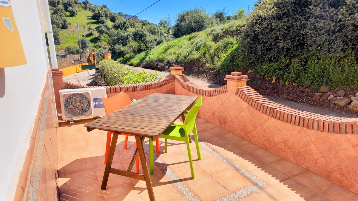 Finca - Cortijo te koop in Almogía | 7 slaapkamers H5026108