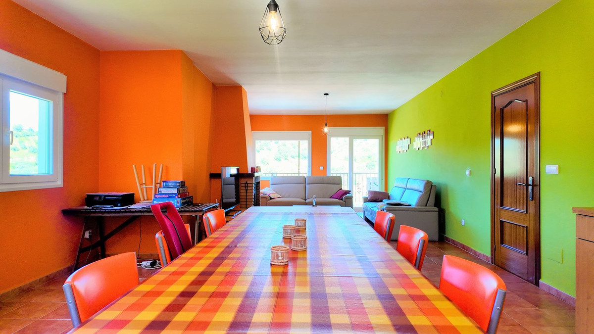 Finca - Cortijo te koop in Almogía | 7 slaapkamers H5026108