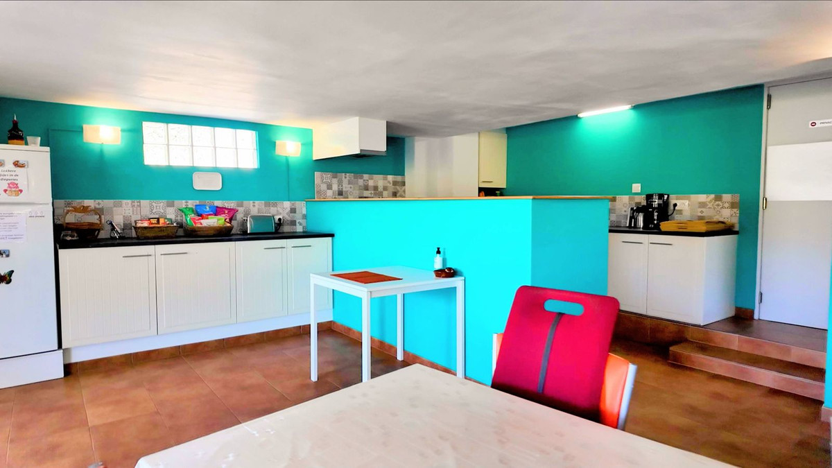Finca - Cortijo te koop in Almogía | 7 slaapkamers H5026108