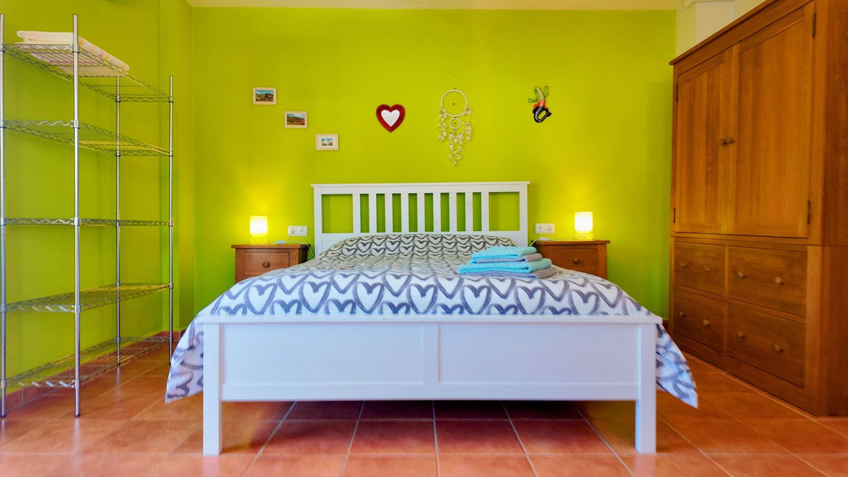 Finca - Cortijo te koop in Almogía | 7 slaapkamers H5026108