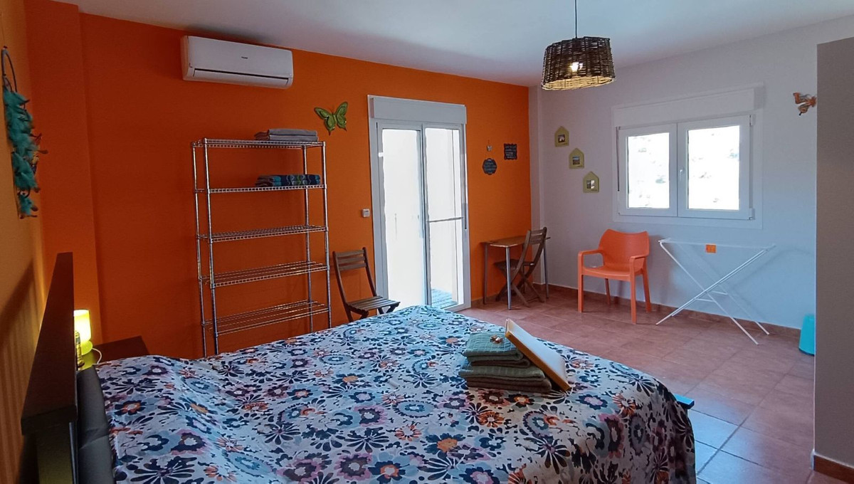 Detached Villa te koop in Almogía | 6 slaapkamers H5075527