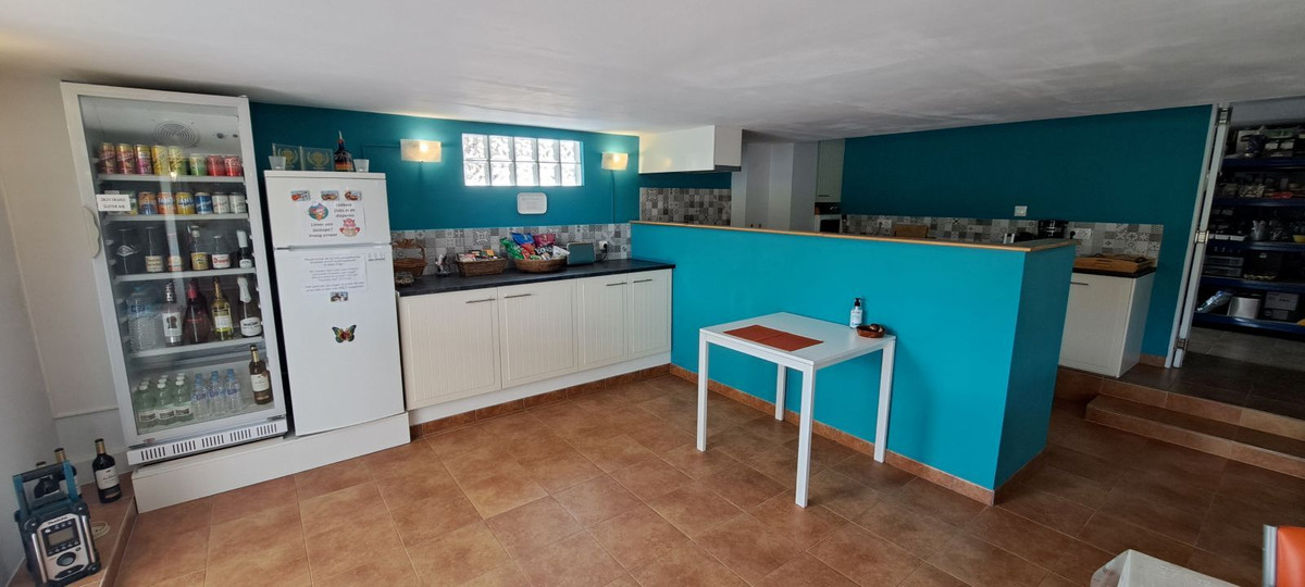 Detached Villa te koop in Almogía | 6 slaapkamers H5075527
