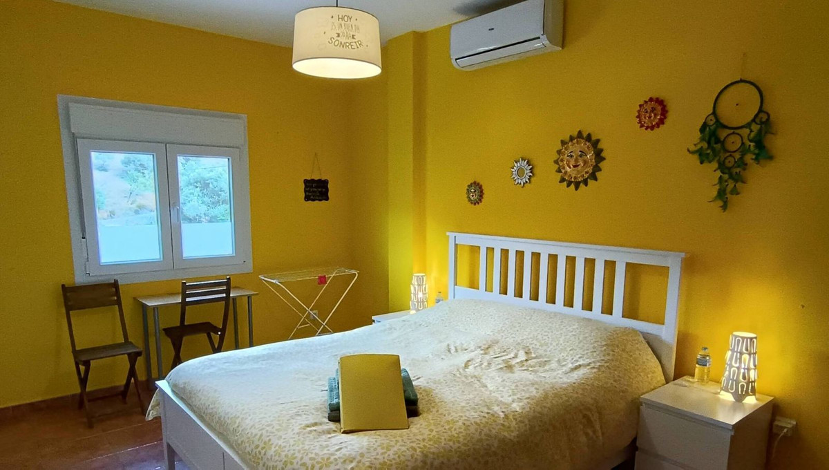 Detached Villa te koop in Almogía | 6 slaapkamers H5075527