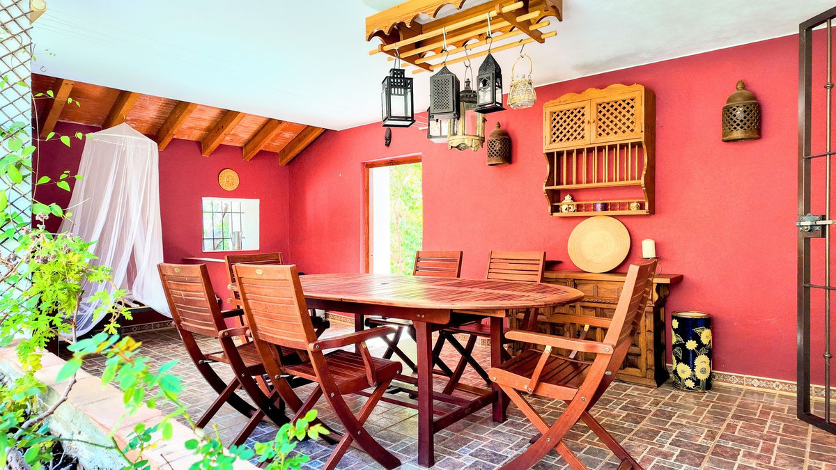 Finca - Cortijo te koop in Almogía | 3 slaapkamers H5115187