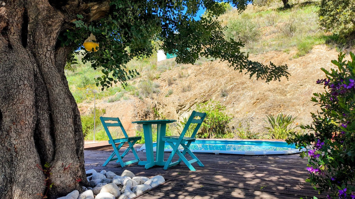 Finca - Cortijo te koop in Almogía | 3 slaapkamers H5115187