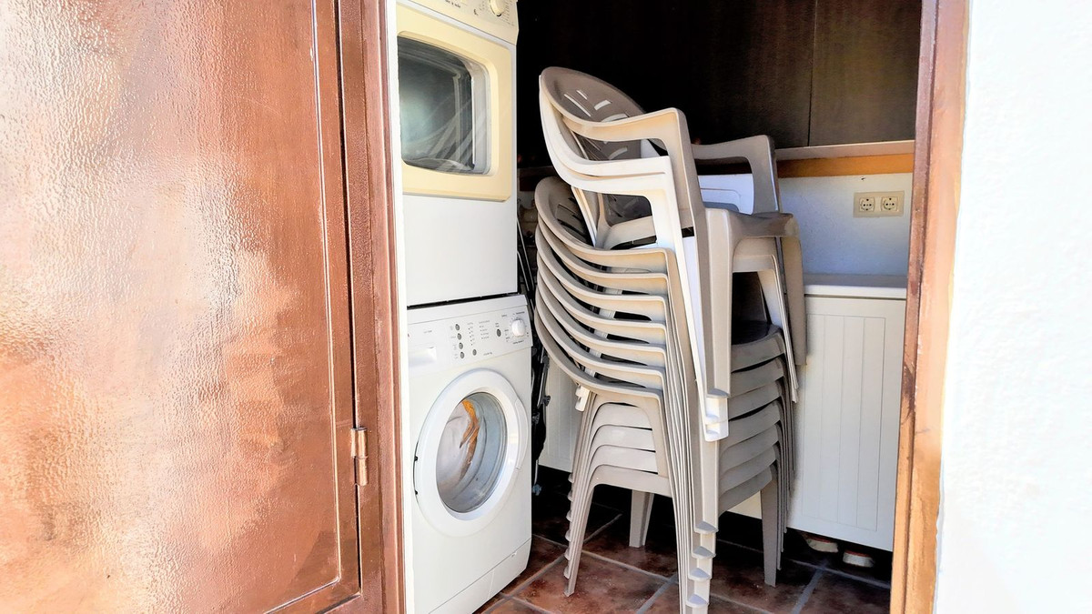 Finca - Cortijo te koop in Almogía | 3 slaapkamers H5115187