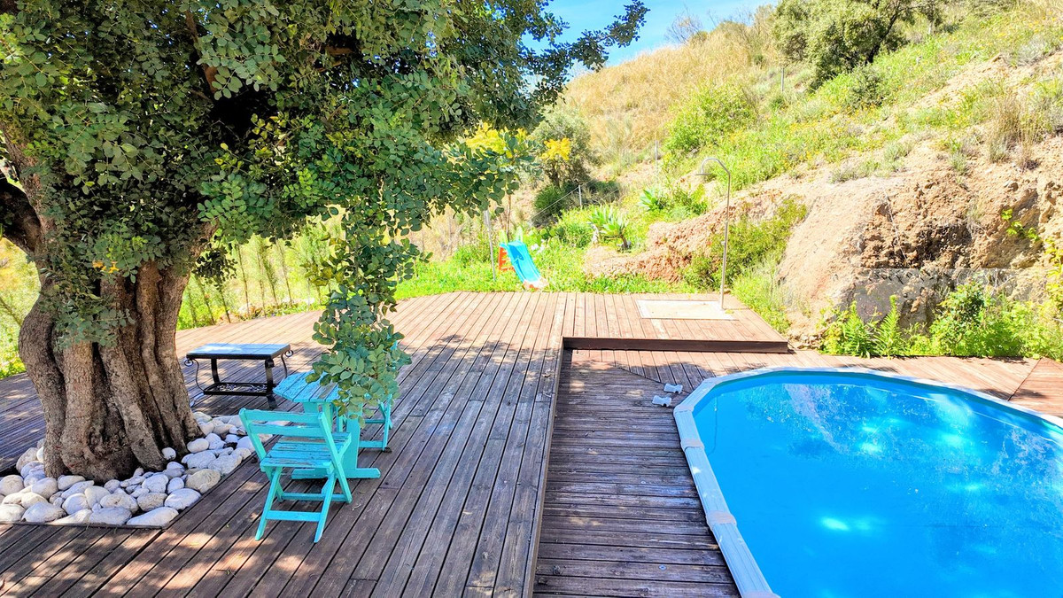 Finca - Cortijo te koop in Almogía | 3 slaapkamers H5115187