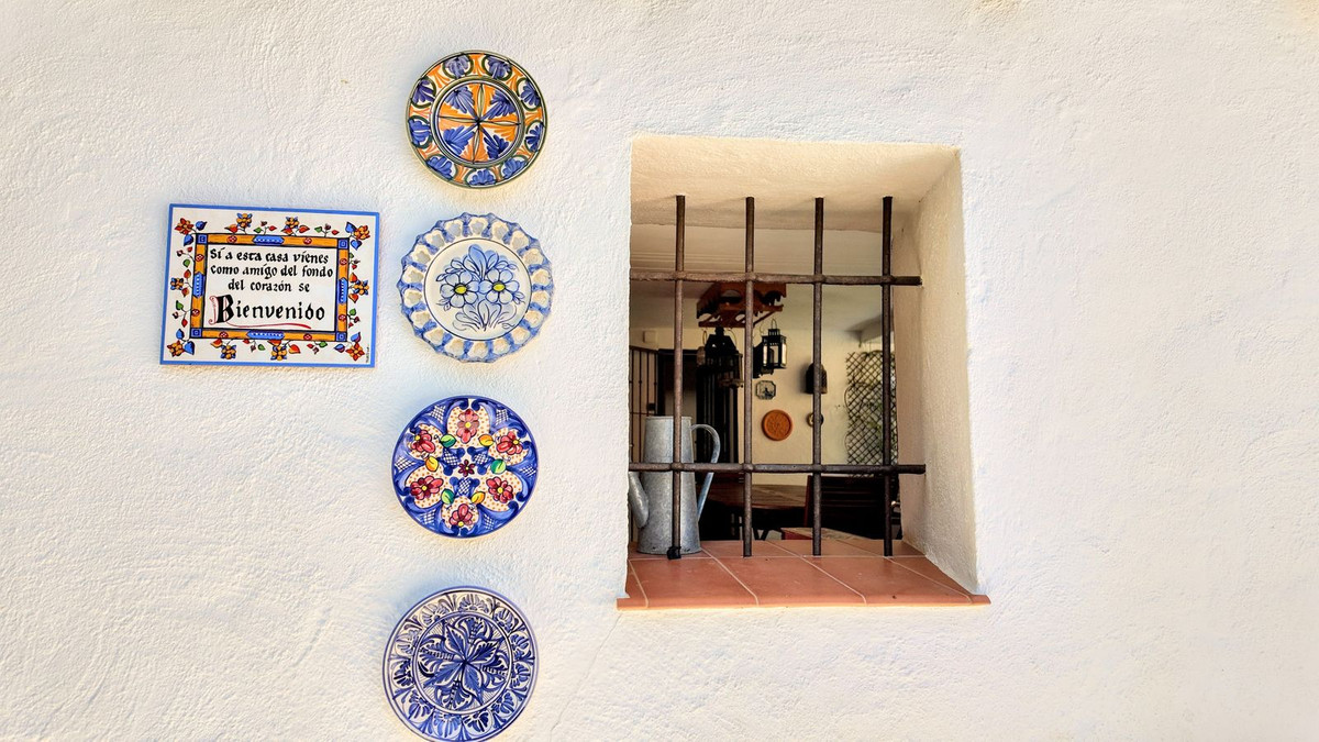 Finca - Cortijo te koop in Almogía | 3 slaapkamers H5115187