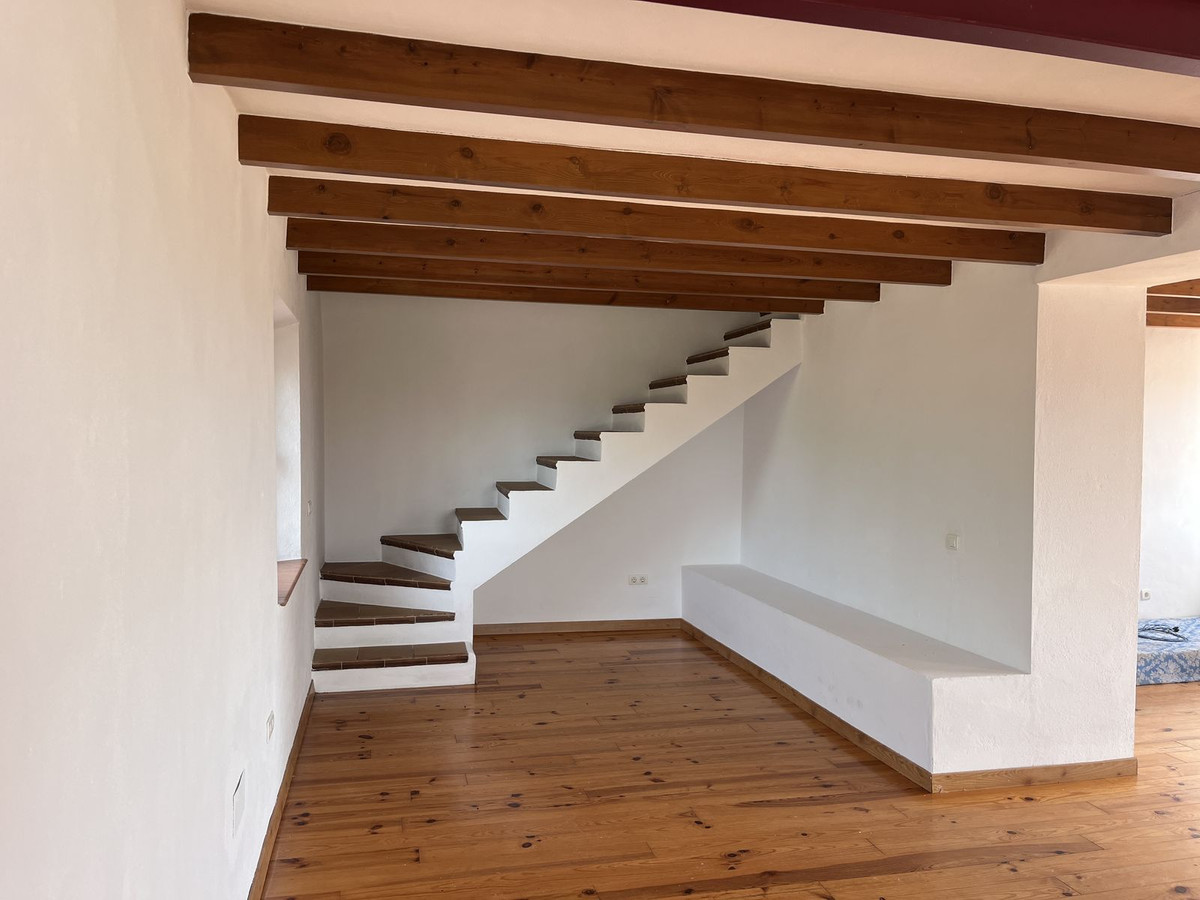 Finca - Cortijo te koop in Almogía | 4 slaapkamers H5213881