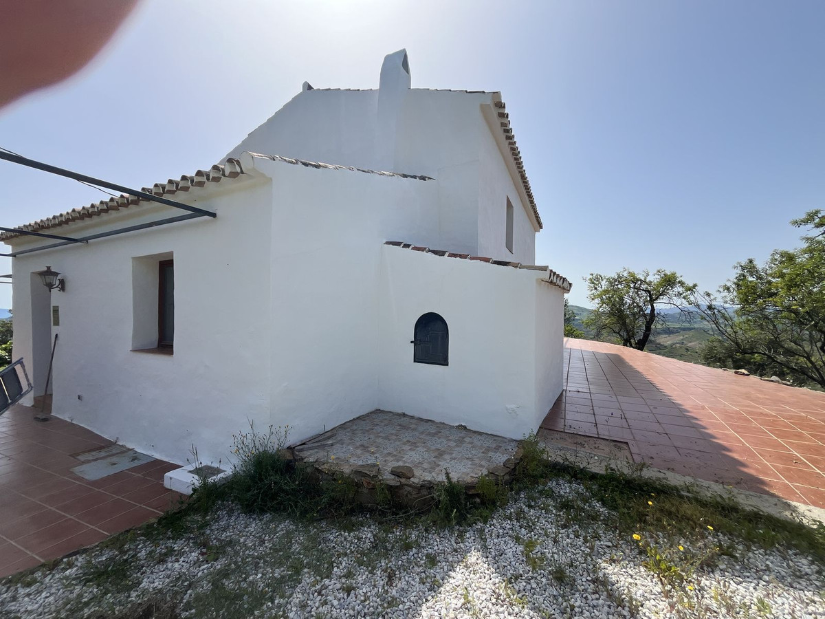 Finca - Cortijo te koop in Almogía | 4 slaapkamers H5213881