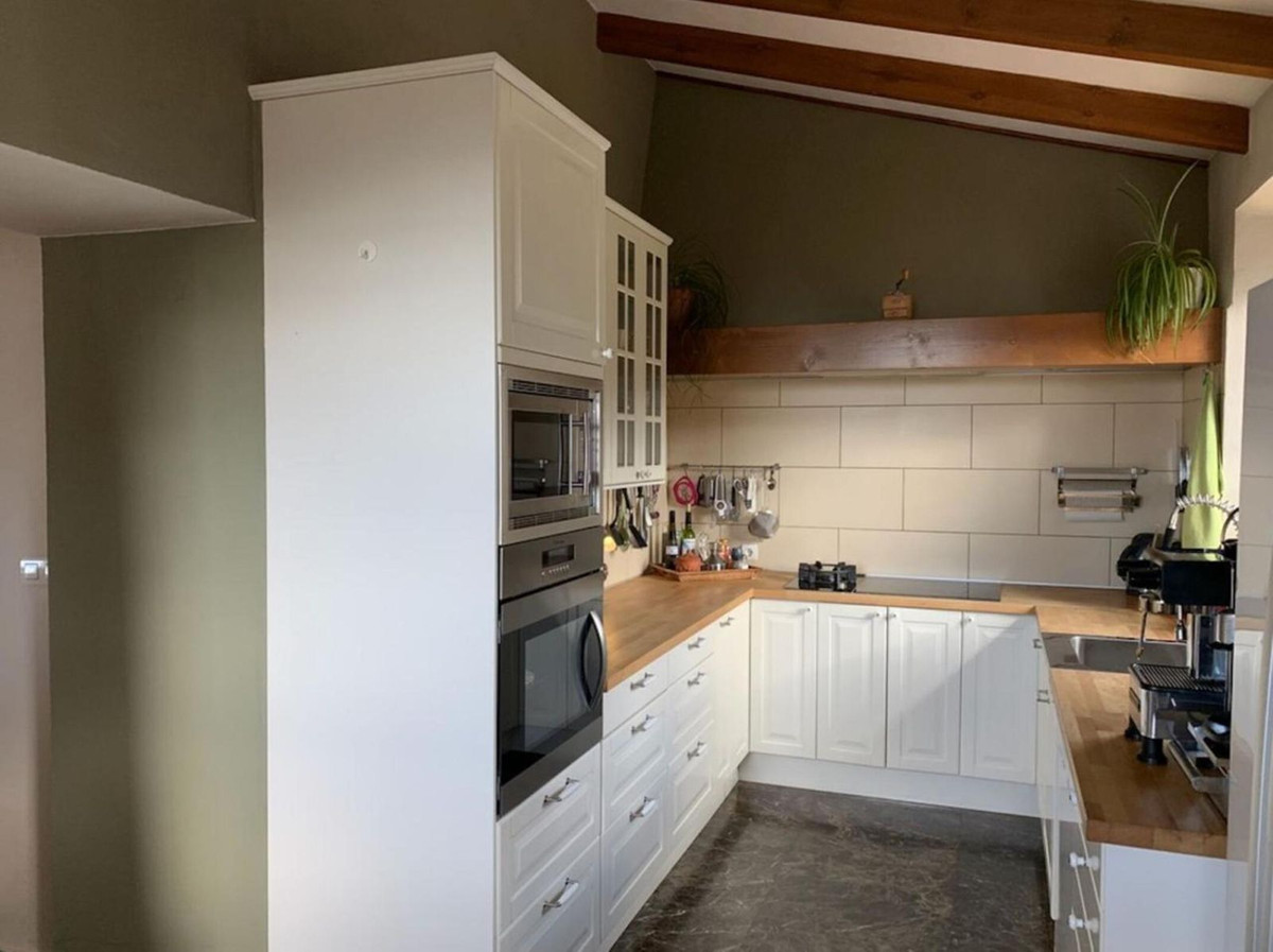 Finca - Cortijo te koop in Almogía | 4 slaapkamers H5213881