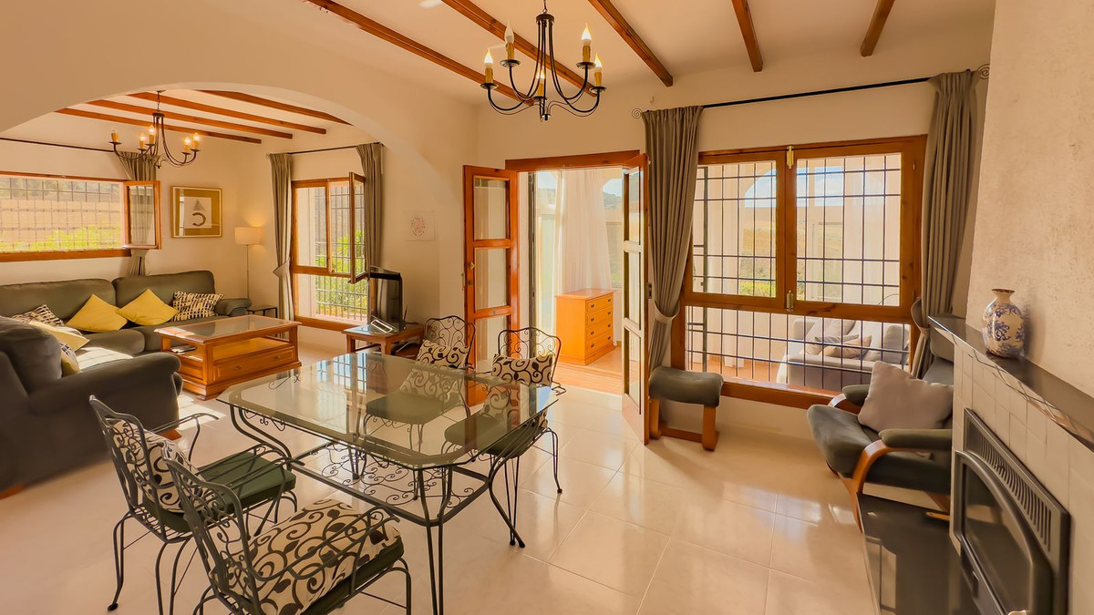 Huis te koop in Almogía | 2 slaapkamers H5234557