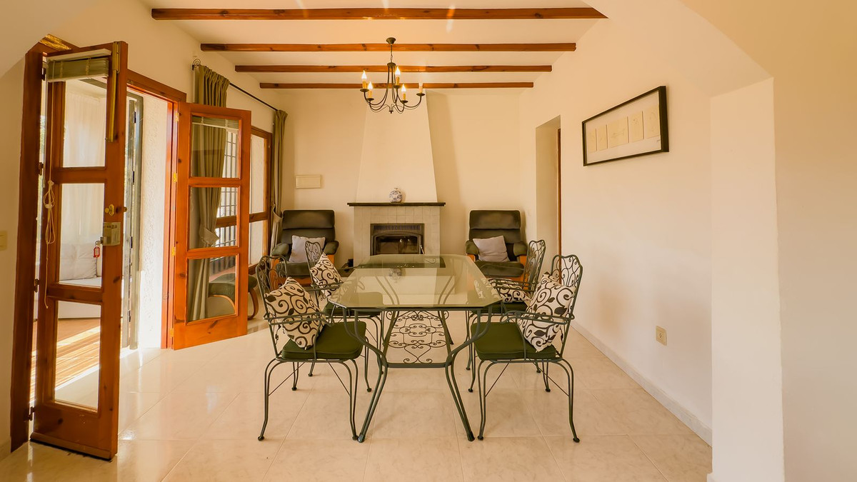 Huis te koop in Almogía | 2 slaapkamers H5234557