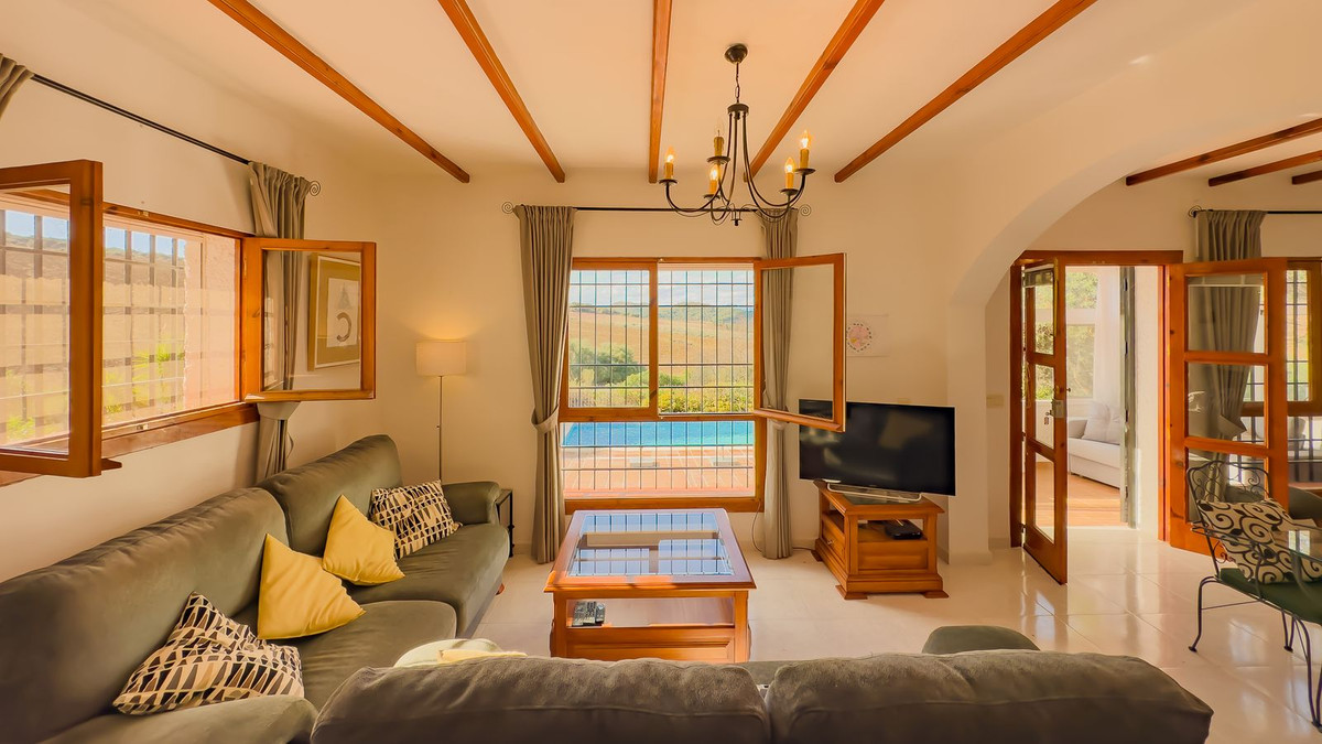 Huis te koop in Almogía | 2 slaapkamers H5234557