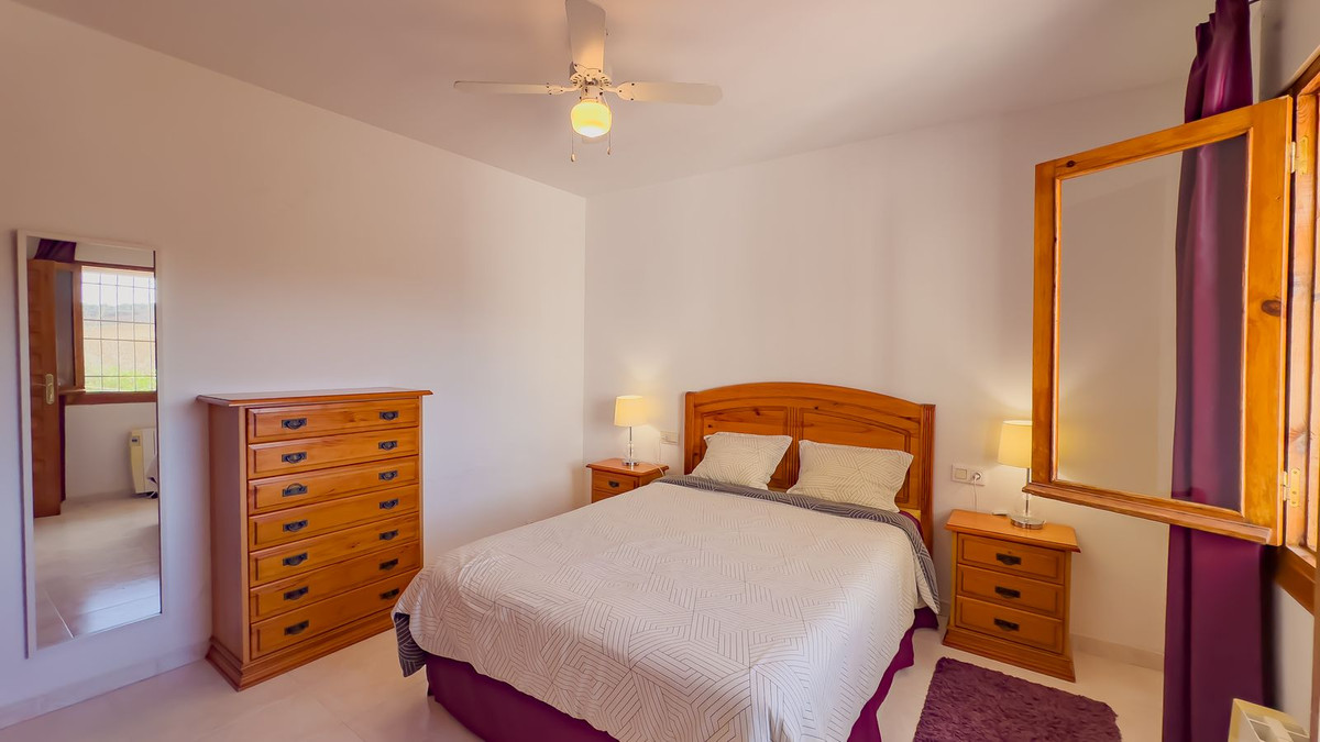 Huis te koop in Almogía | 2 slaapkamers H5234557