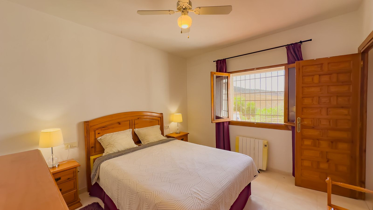 Huis te koop in Almogía | 2 slaapkamers H5234557