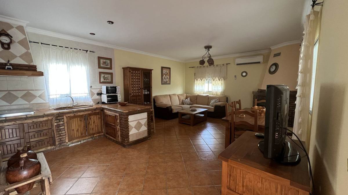 Finca - Cortijo te koop in Almogía | 3 slaapkamers H5310601