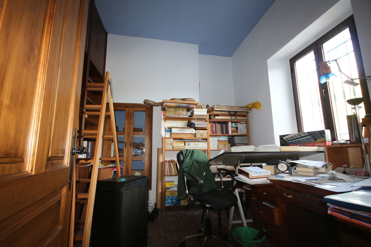 Finca - Cortijo te koop in Almogía | 20 slaapkamers H5310967