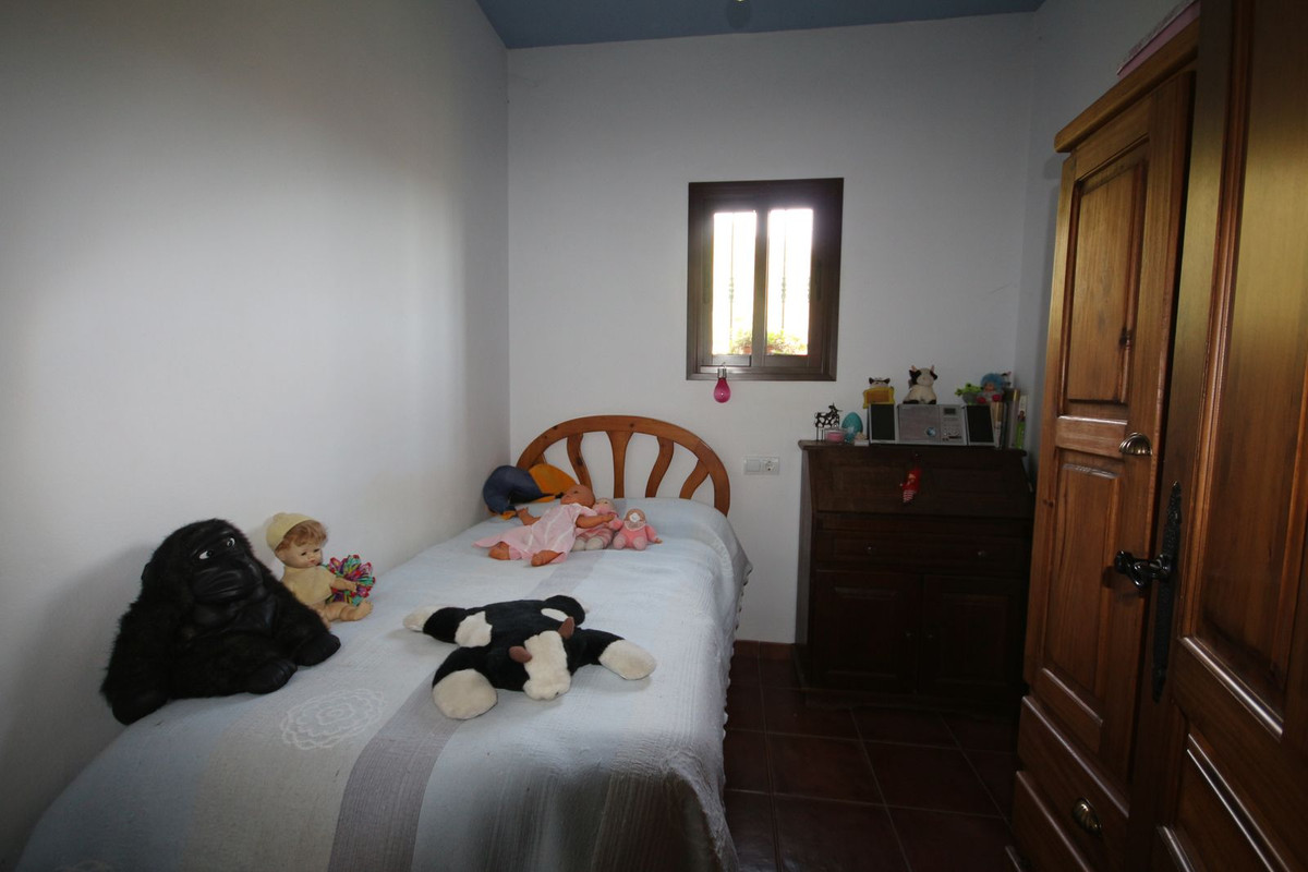 Finca - Cortijo te koop in Almogía | 20 slaapkamers H5310967