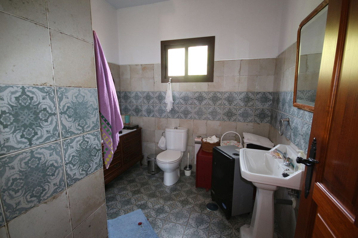 Finca - Cortijo te koop in Almogía | 20 slaapkamers H5310967