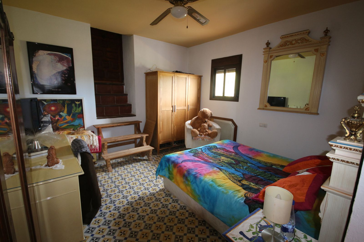 Finca - Cortijo te koop in Almogía | 20 slaapkamers H5310967