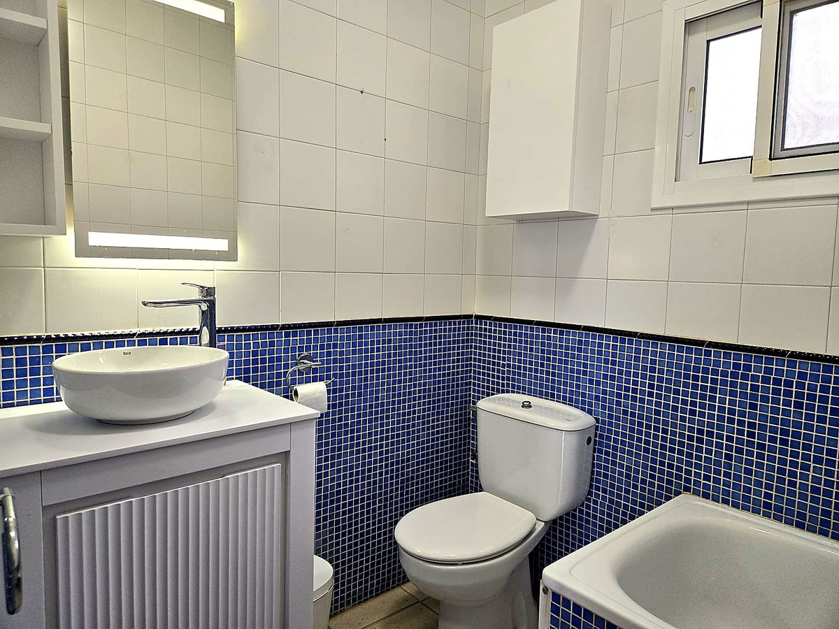 Finca - Cortijo te koop in Almogía | 2 slaapkamers H5349466