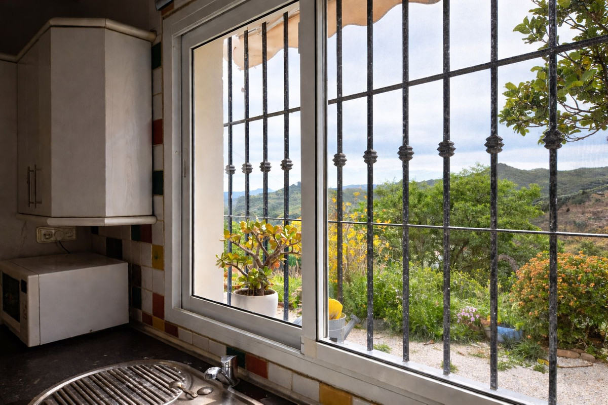 Finca - Cortijo te koop in Almogía | 2 slaapkamers H5349466