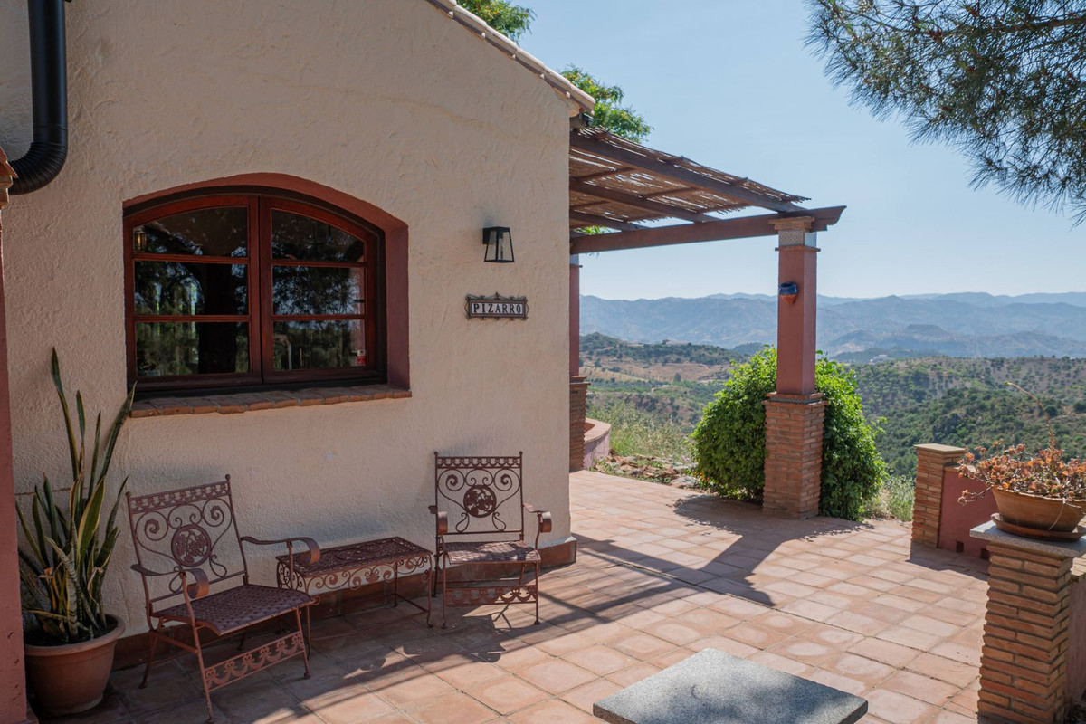 Property main view 4
