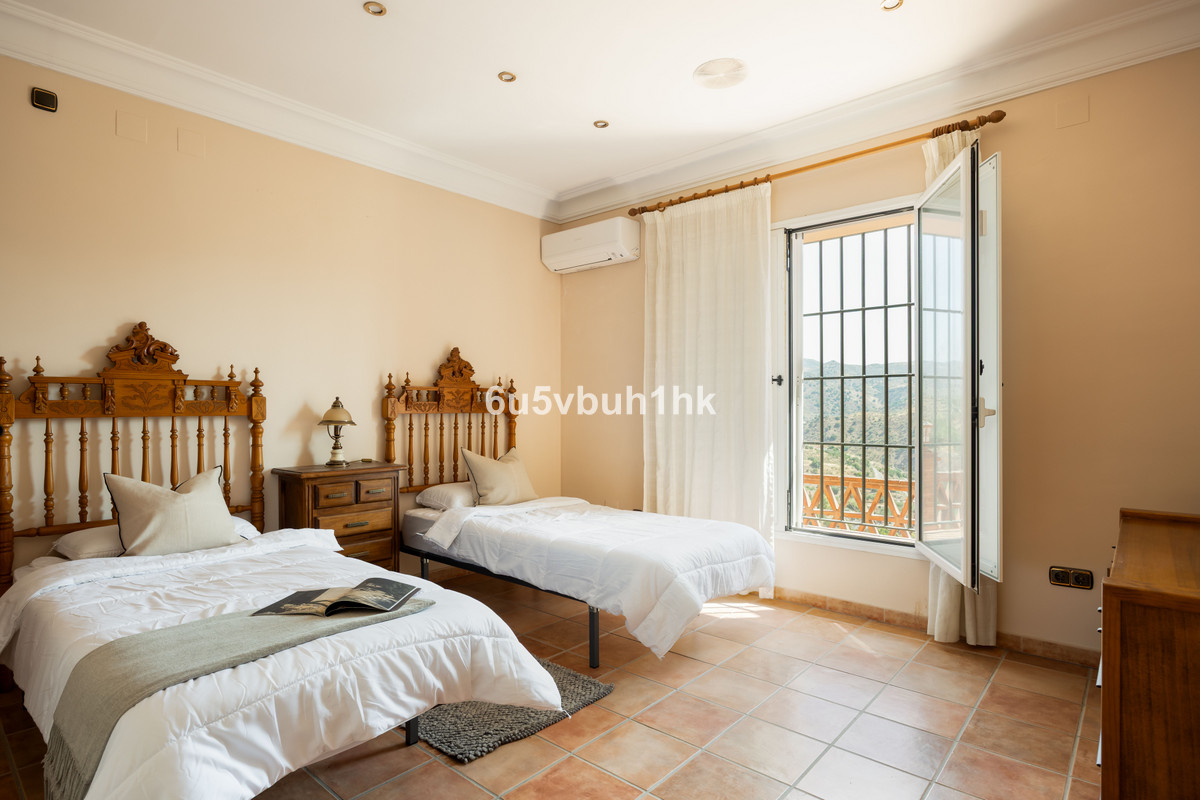 Property main view 34