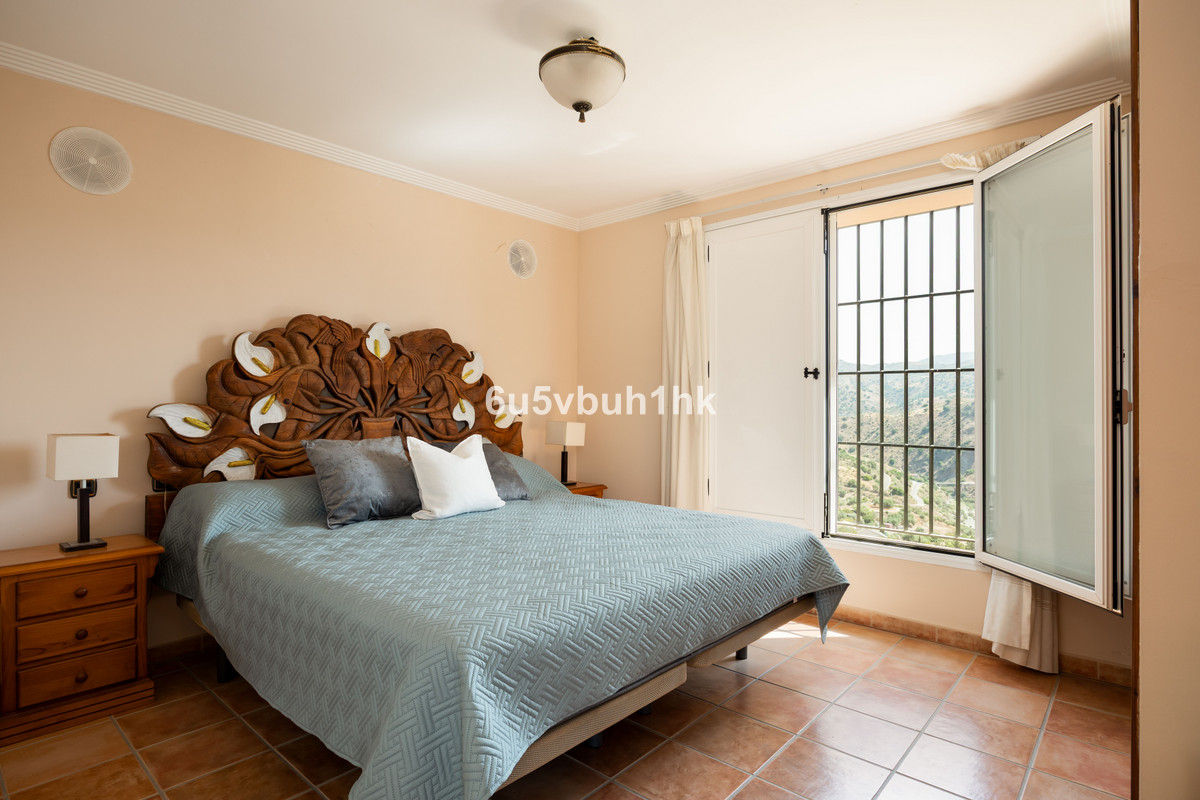Property main view 37