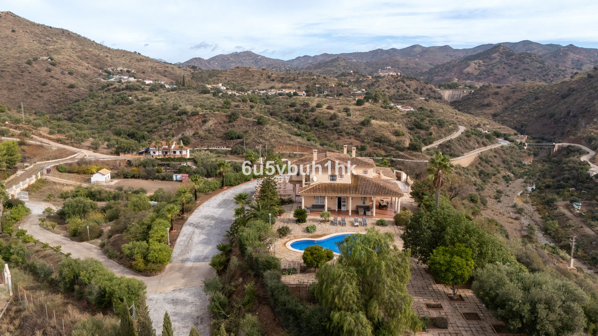 Property main view 48
