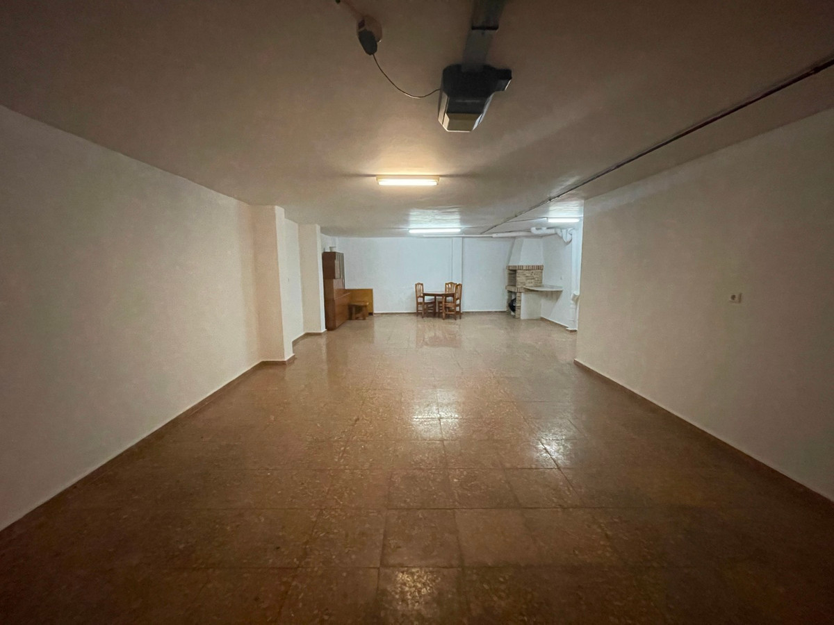 Property main view 32