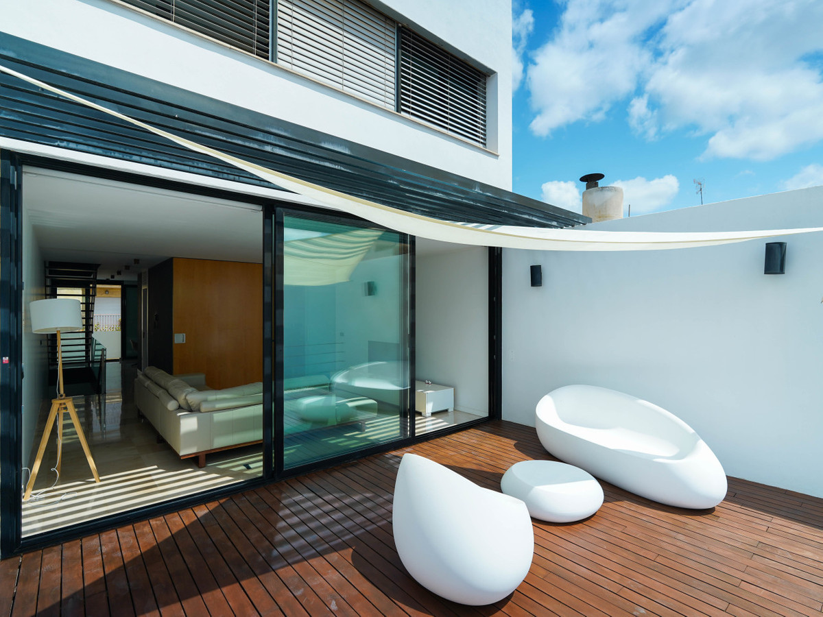 Property main view 40