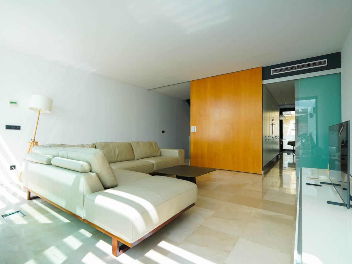 Property main view 42