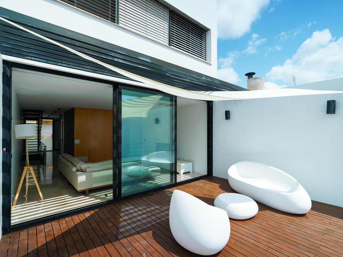 Property main view 48