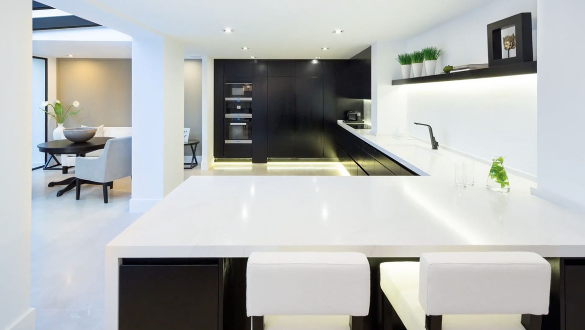 Vrijstaande Villa in Aloha-14