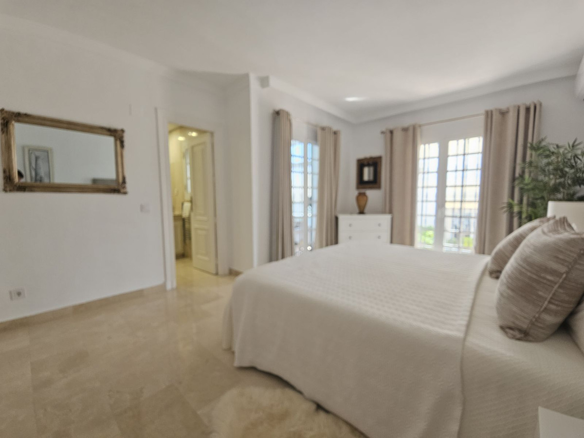 Geschakelde Woning te koop in Aloha | 3 slaapkamers H5064592