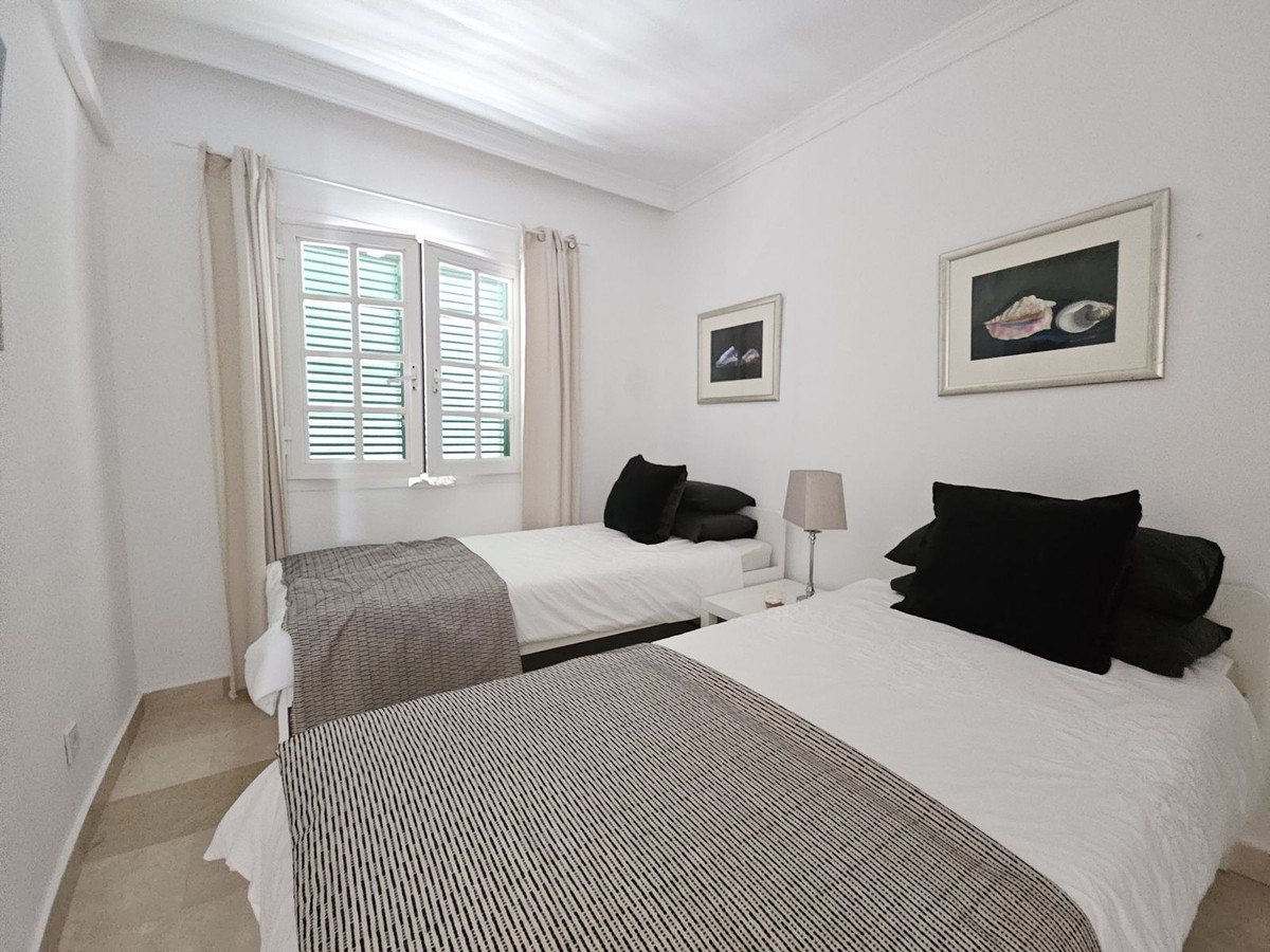 Geschakelde Woning te koop in Aloha | 3 slaapkamers H5064592