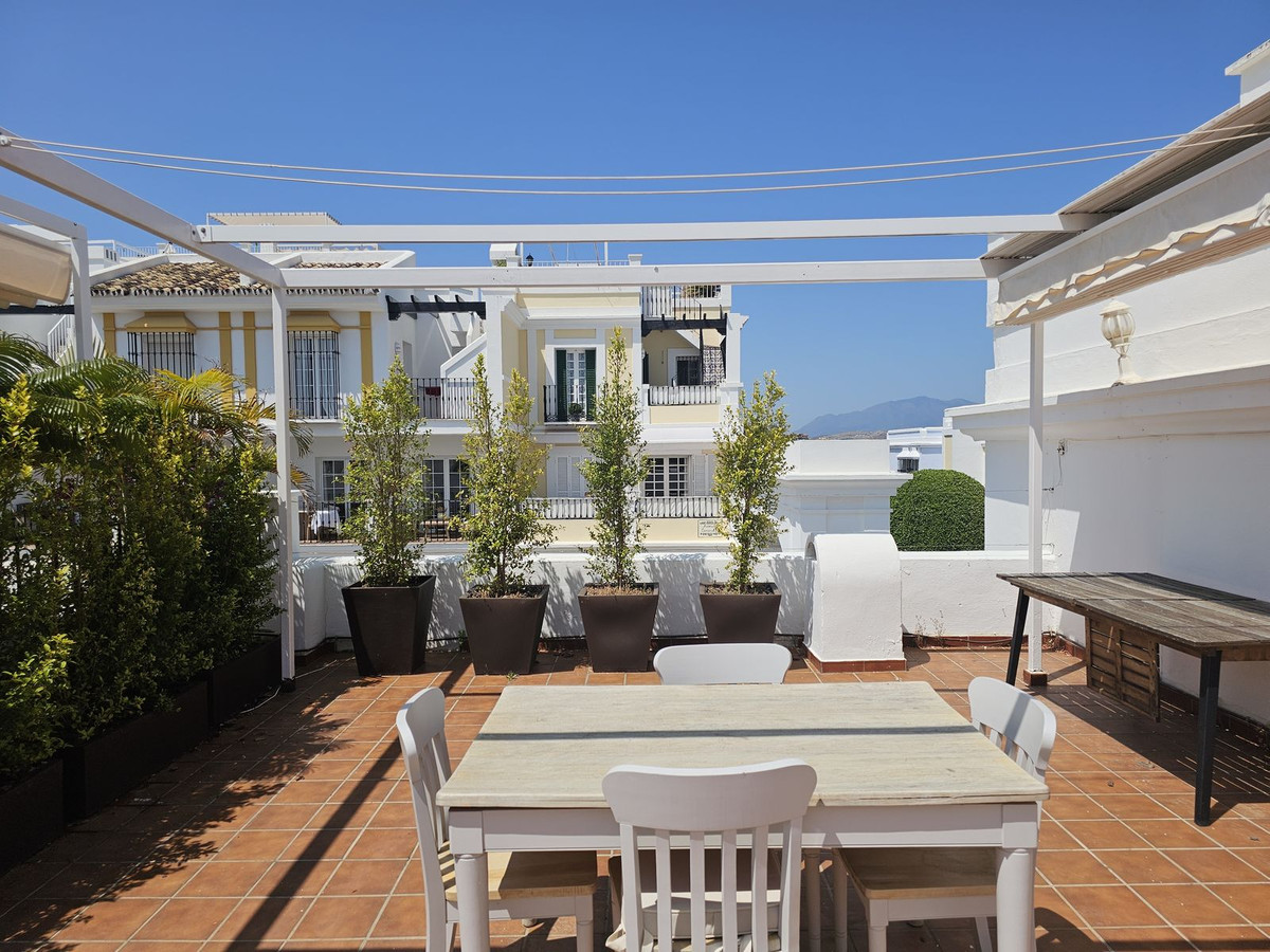 Geschakelde Woning te koop in Aloha | 3 slaapkamers H5064592
